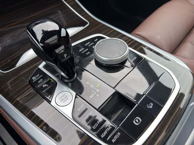 2021 BMW X5 xDrive40i - Image 27