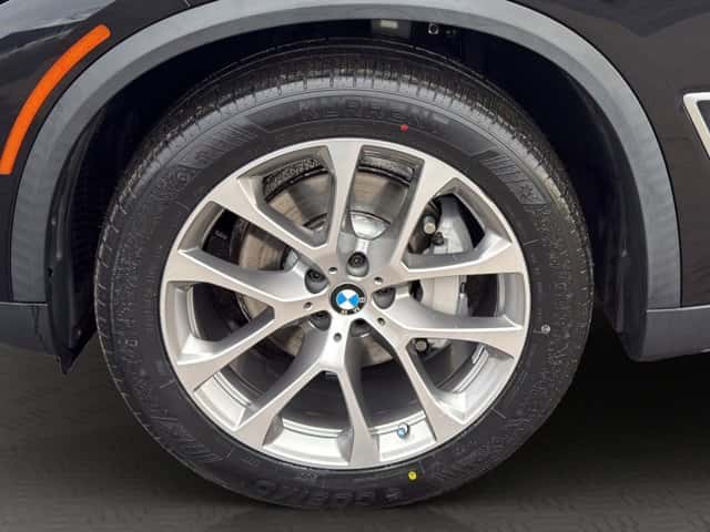 2021 BMW X5 xDrive40i - Image 7