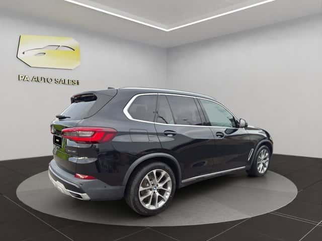 2021 BMW X5 xDrive40i - Image 9