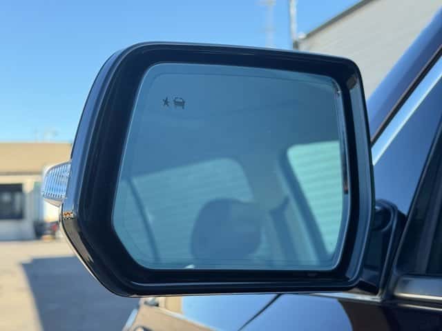 2020 Chevrolet Traverse High Country - Image 22