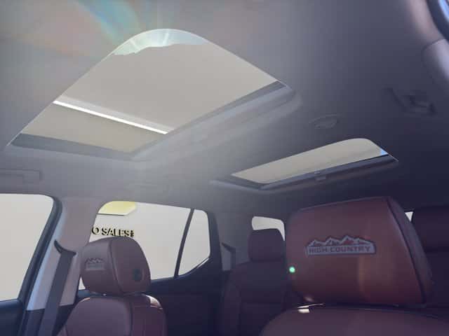 2020 Chevrolet Traverse High Country - Image 25