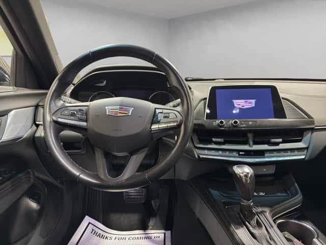 2022 Cadillac CT4 Luxury - Изображение 10