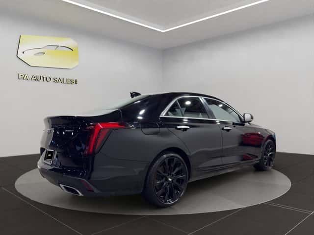 2022 Cadillac CT4 Luxury - Изображение 11