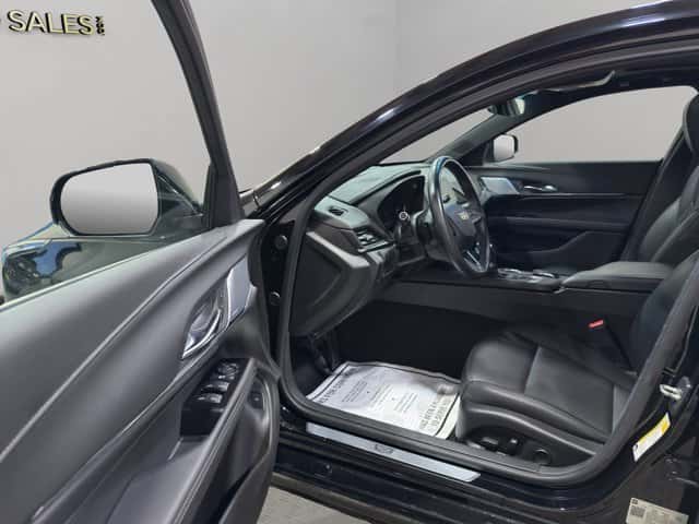 2022 Cadillac CT4 Luxury - Изображение 26