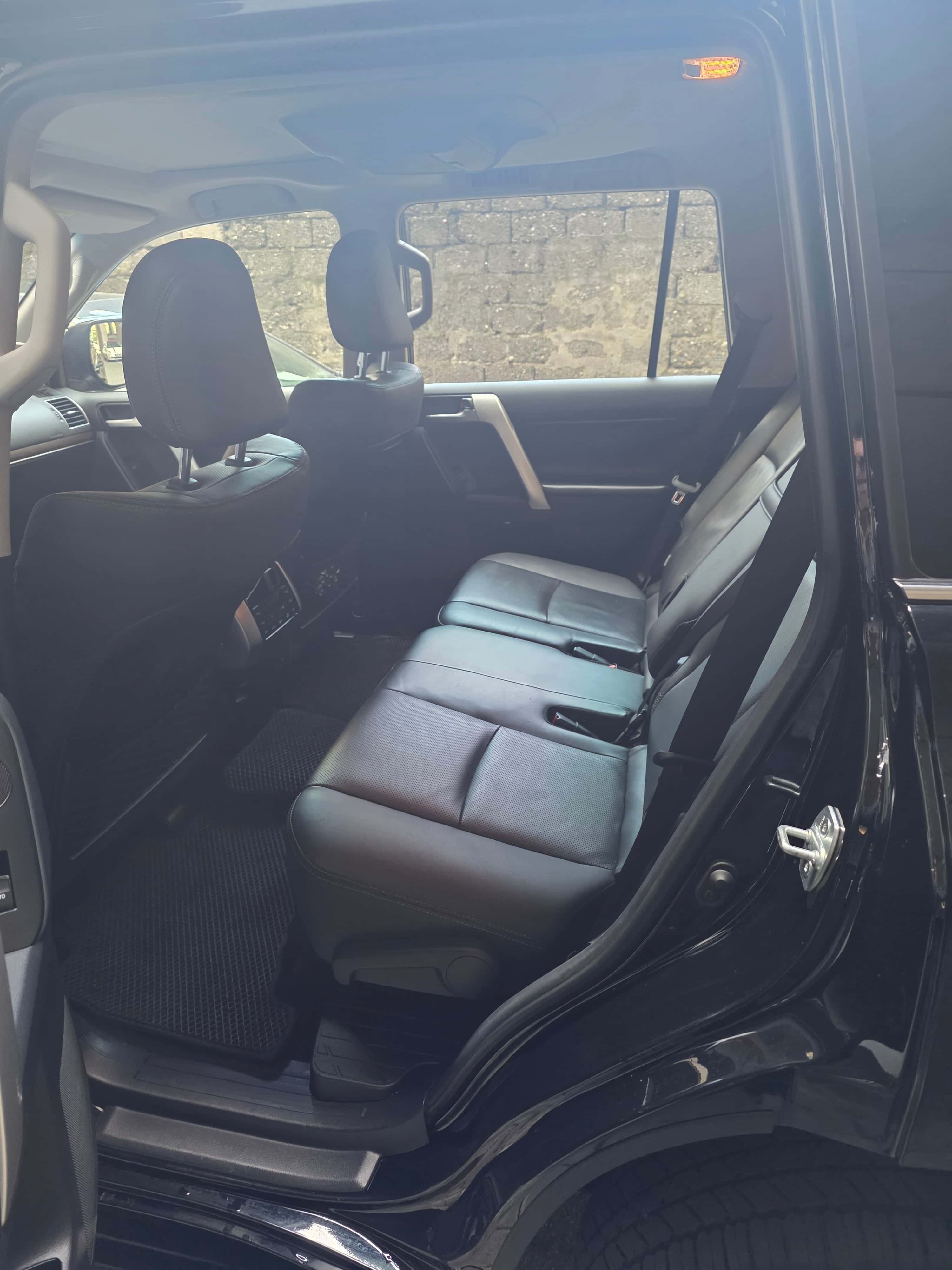 2021 Toyota Land Cruiser Prado Full - სურათი 6