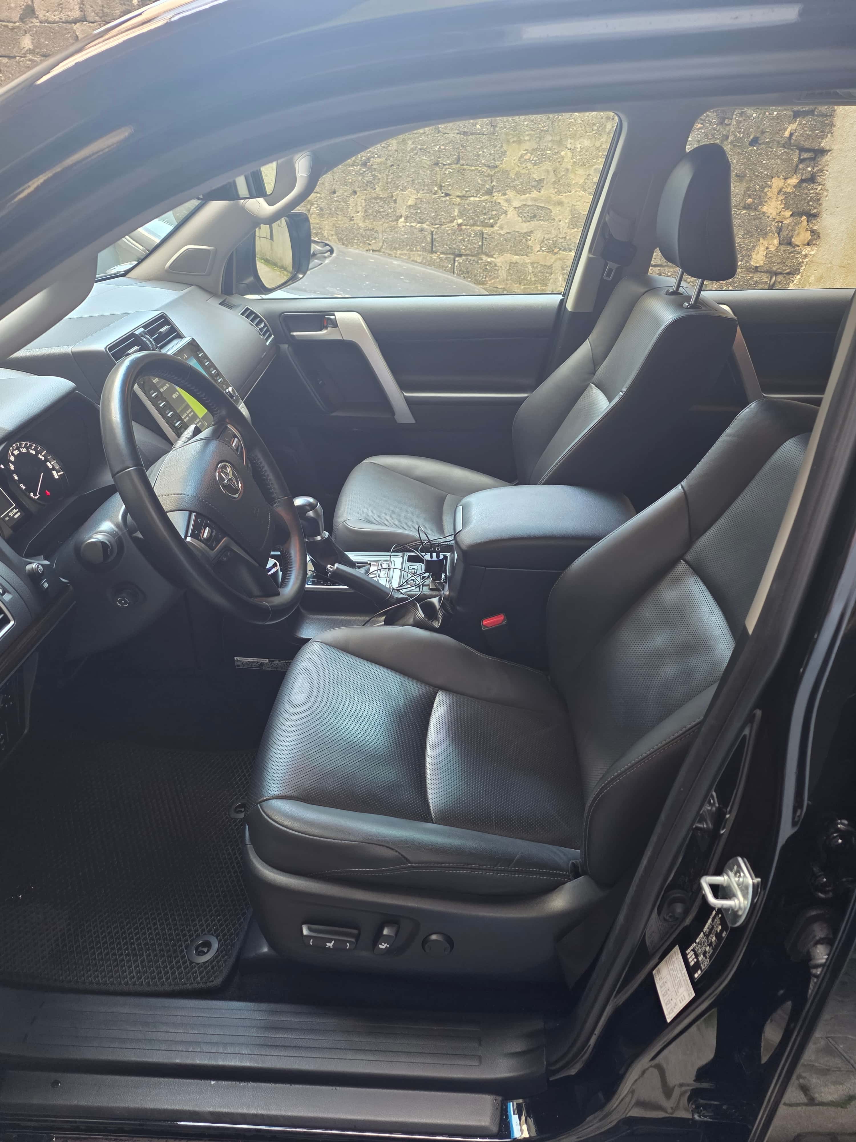 2021 Toyota Land Cruiser Prado Full - სურათი 7
