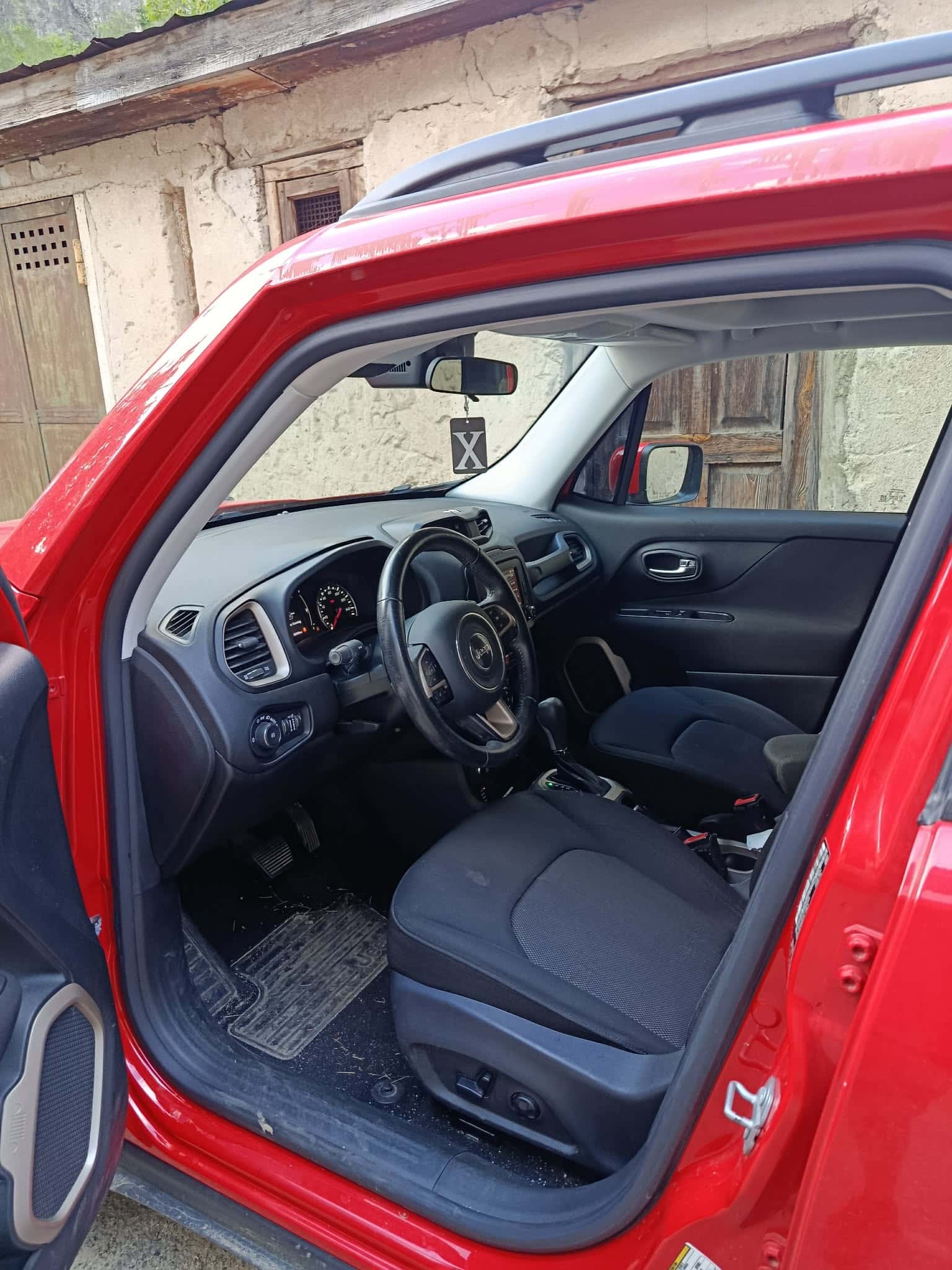 2015 Jeep Renegade Latitude - Image 5