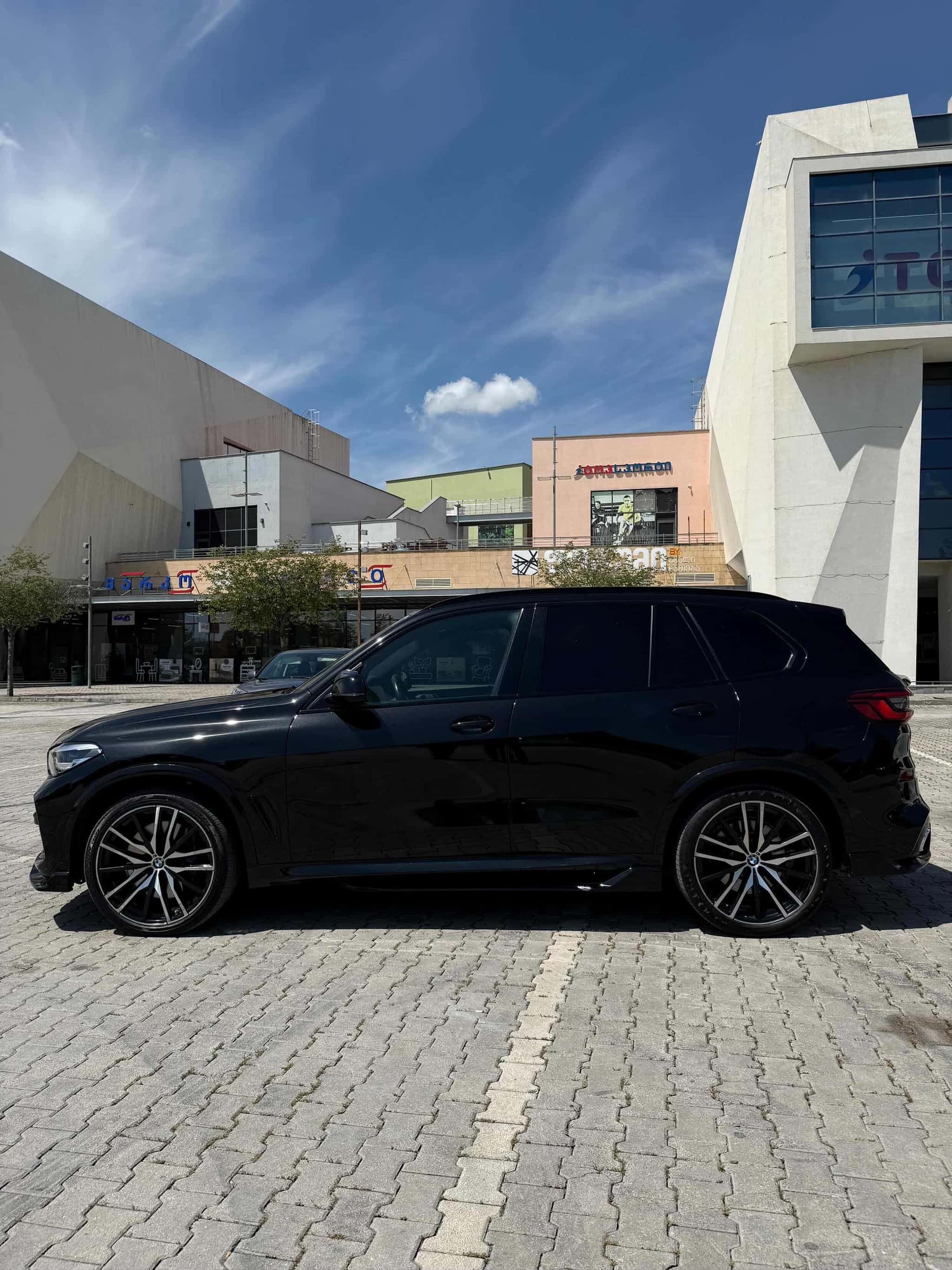 2019 BMW X5 Sport - სურათი 2