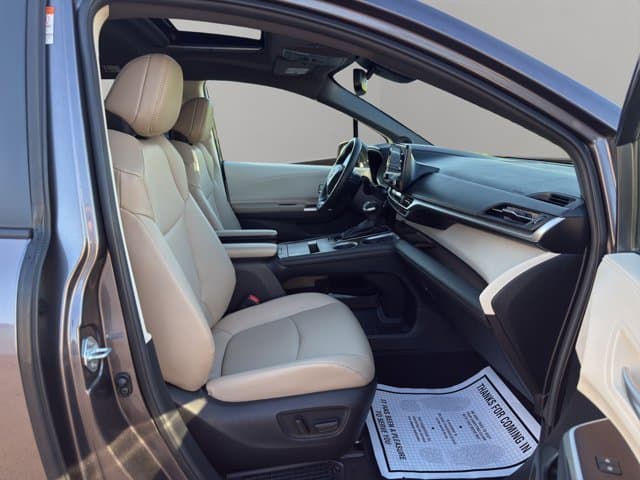 2024 Toyota Sienna XLE