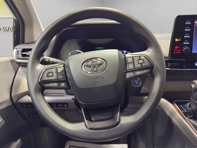 2024 Toyota Sienna LE Mini-, Passenger