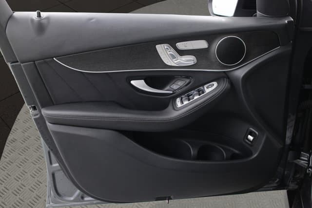 2022 Mercedes-Benz GLC200 GLC 300