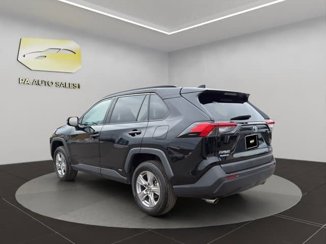 2023 Toyota RAV 4 Hybrid XLE