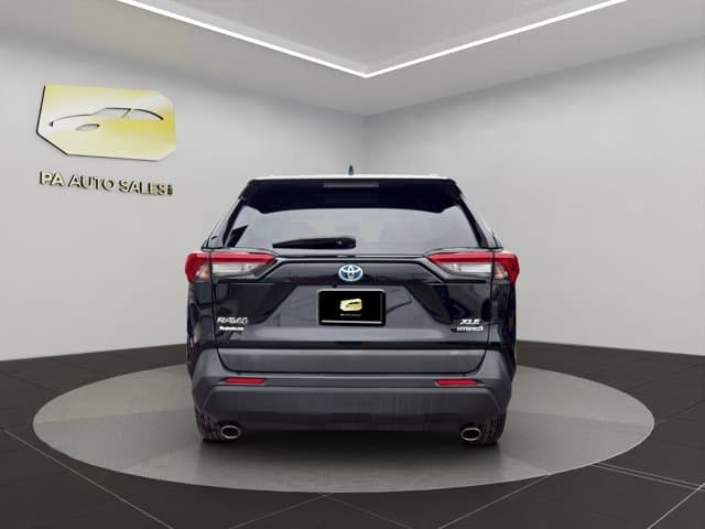 2023 Toyota RAV 4 Hybrid XLE