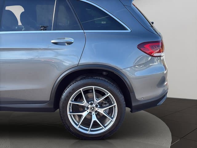 2021 Mercedes-Benz GLC200 GLC 300