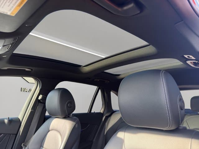 2021 Mercedes-Benz GLC200 GLC 300
