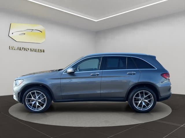 2021 Mercedes-Benz GLC200 GLC 300