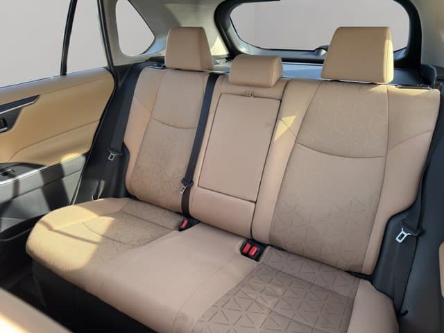 2021 Toyota RAV 4 Hybrid XLE