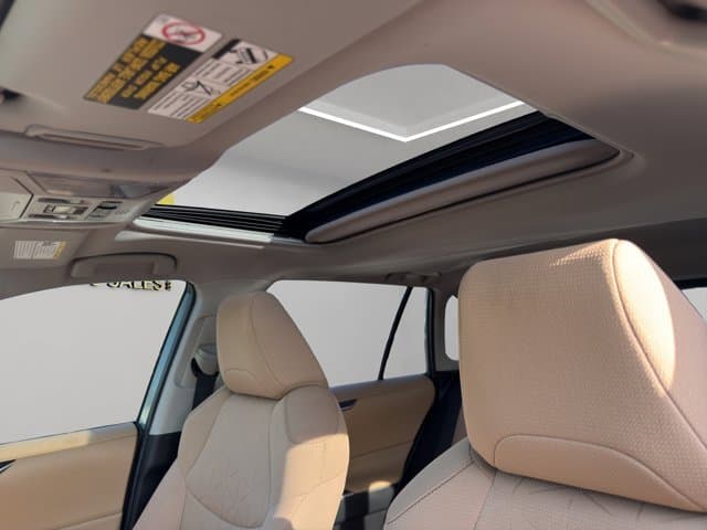 2021 Toyota RAV 4 Hybrid XLE