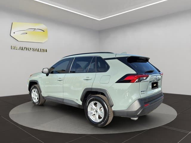 2021 Toyota RAV 4 Hybrid XLE