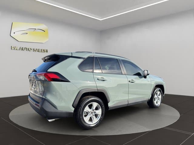2021 Toyota RAV 4 Hybrid XLE