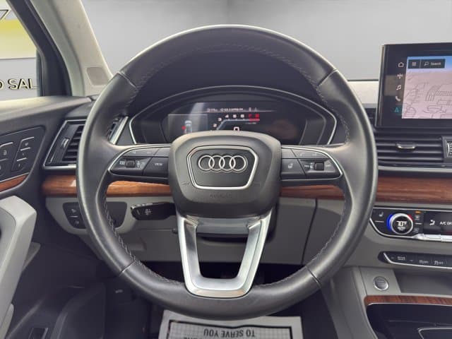 2022 Audi Q5 S line Premium Plus