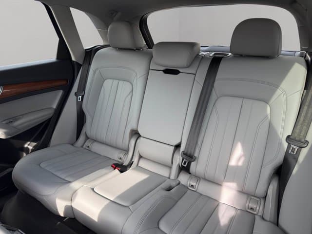 2022 Audi Q5 S line Premium Plus