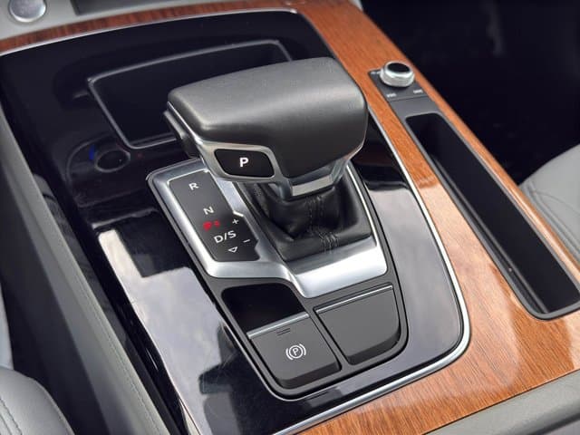 2022 Audi Q5 S line Premium Plus