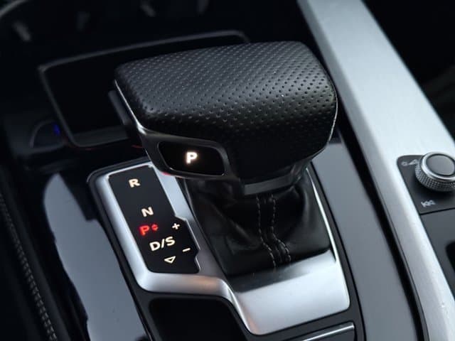 2023 Audi A4 S line Premium Plus