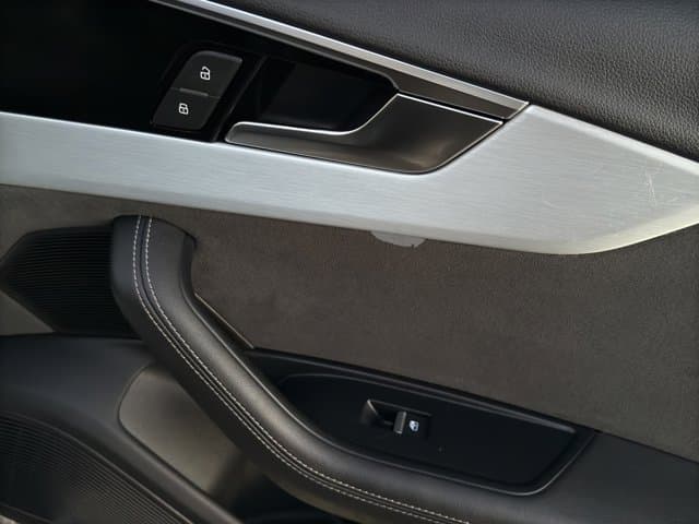 2023 Audi A4 S line Premium Plus