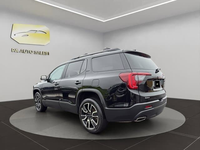 2021 GMC Acadia SLT