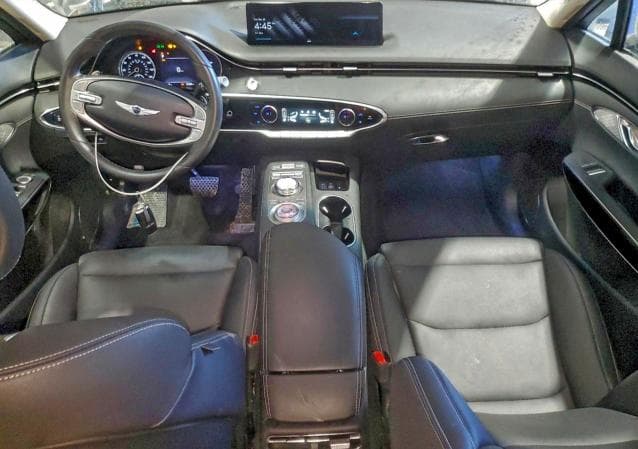 2025 Genesis GV70
