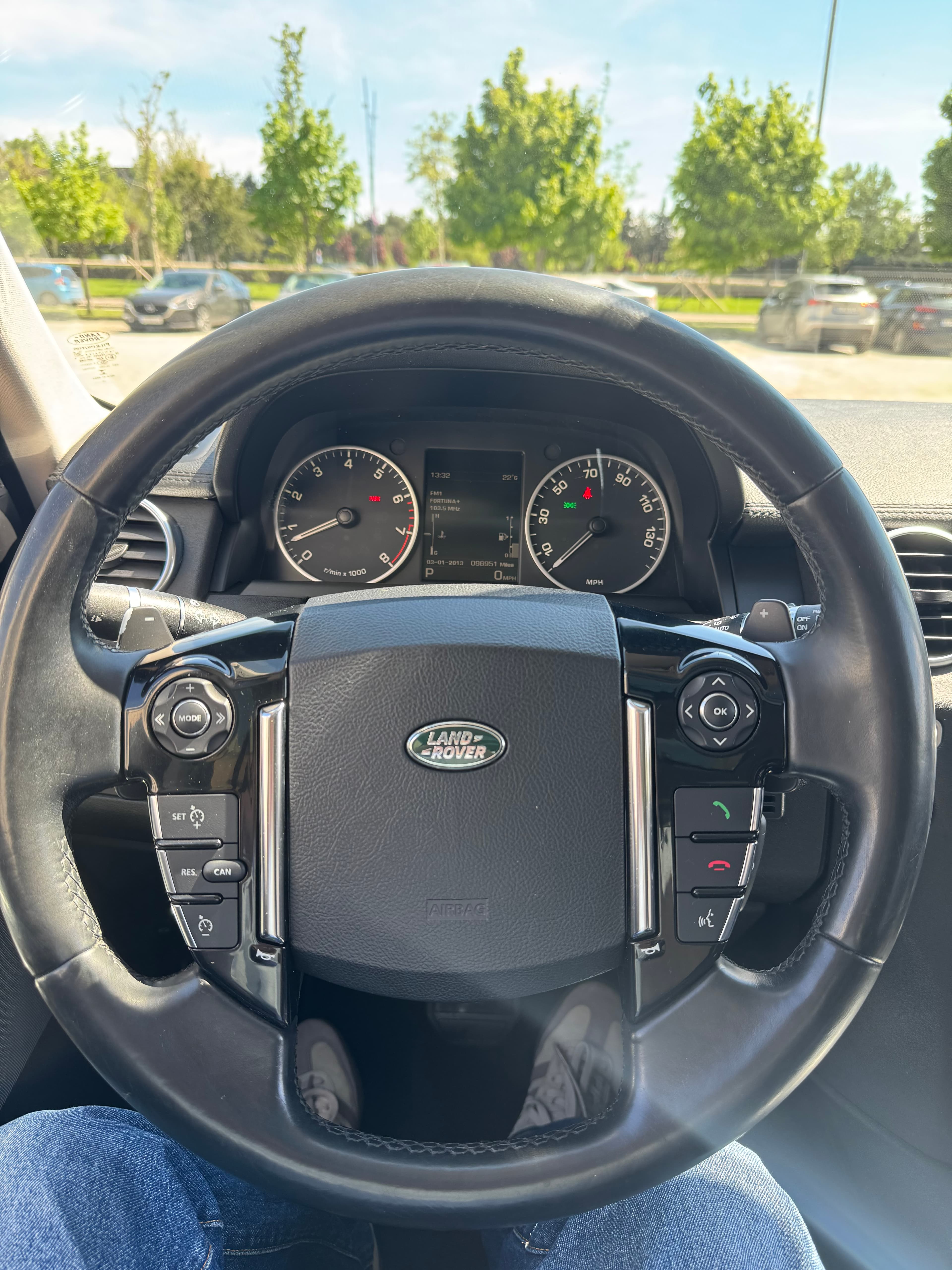 2015 Land Rover LR4 HSE