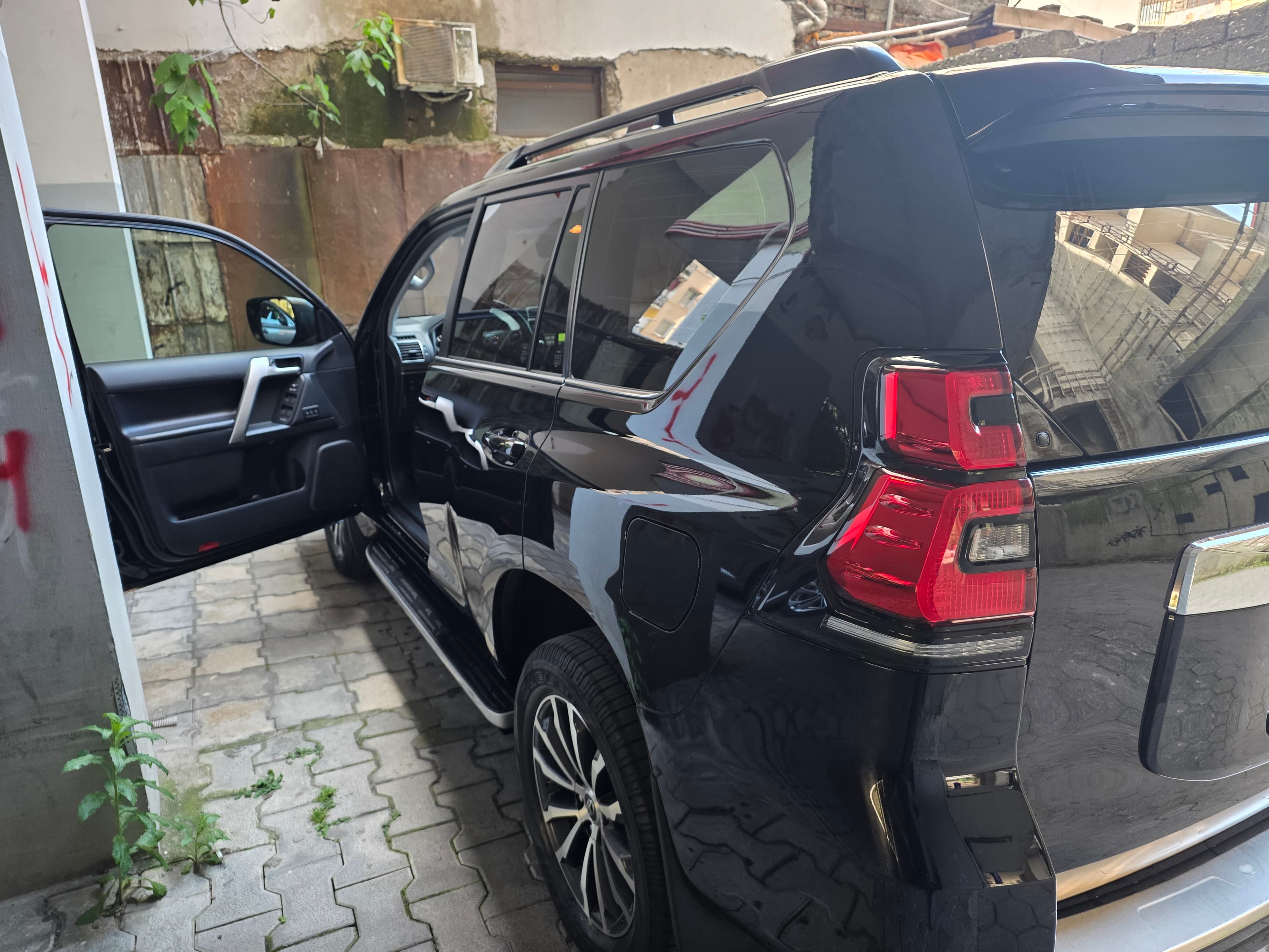 2021 Toyota Land Cruiser Prado Full