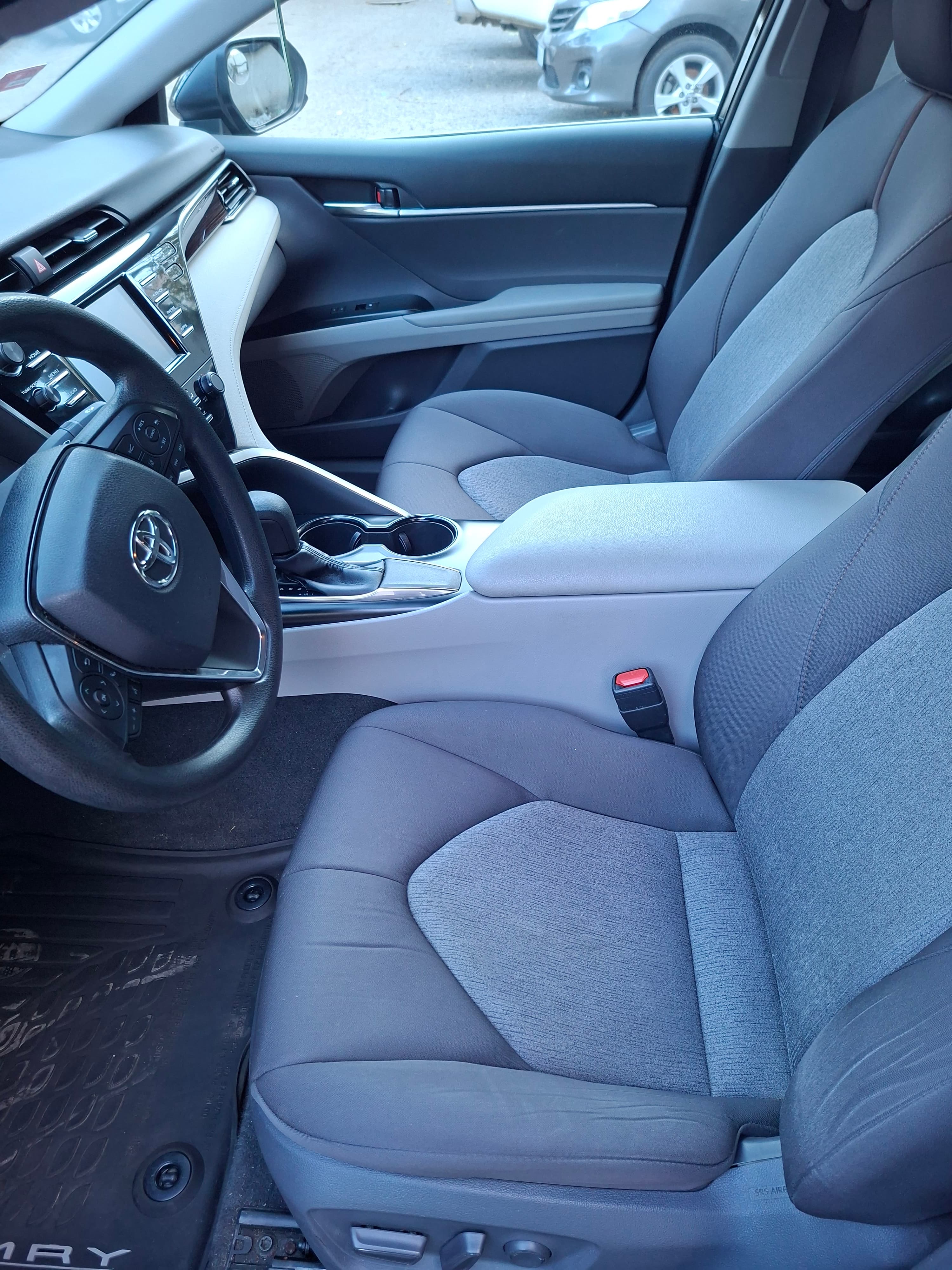 2019 Toyota Camry le