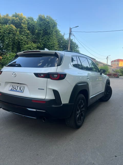 2025 Mazda CX-50 Premium