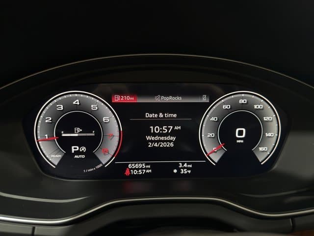 2022 Audi Q5 S line Premium Plus