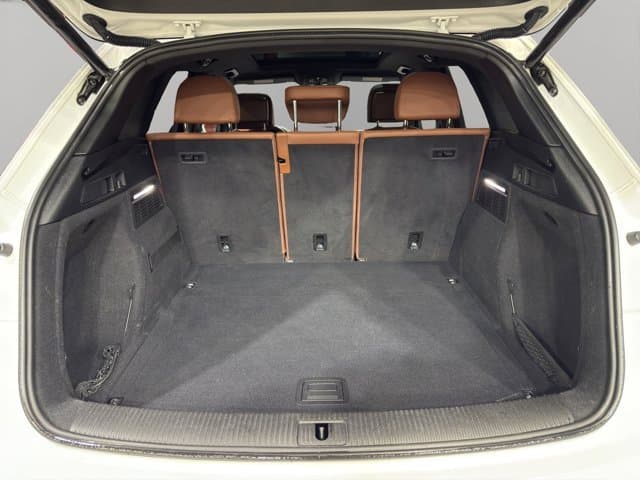 2022 Audi Q5 S line Premium Plus