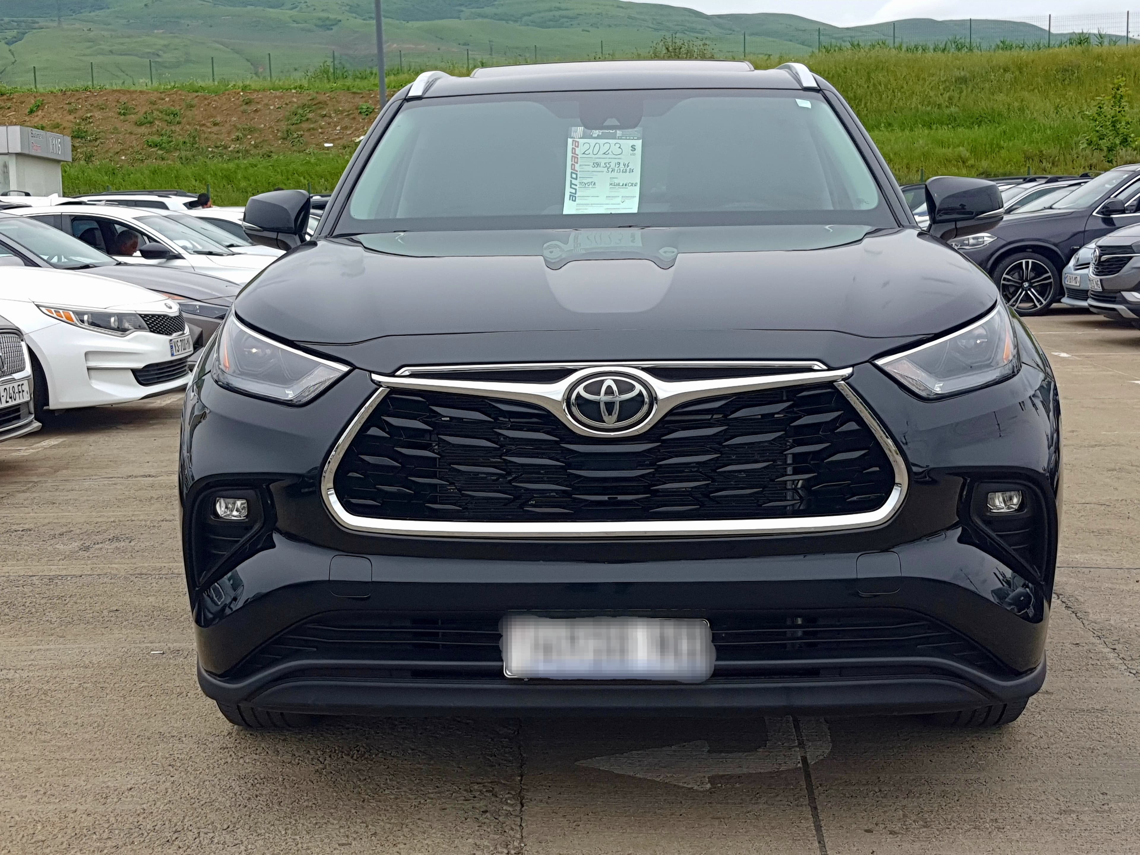 2023 Toyota Highlander XLE